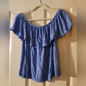 AE soft and sexy off the shoulder top